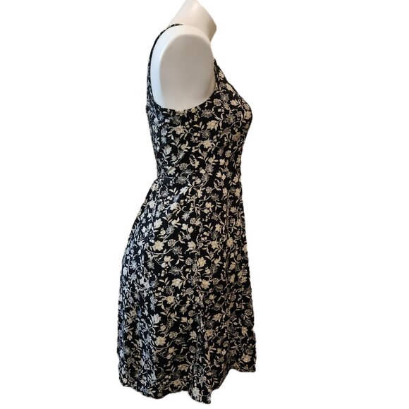 ❤️ 4/$20 Old Navy dress Women's XS Black ivory floral Sleeveless summer flare - Picture 6 of 13